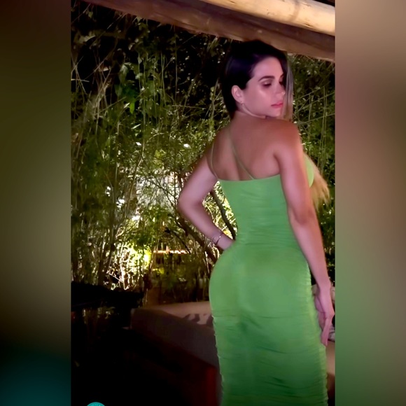 TRENDING DRESS - Picture 9 of 10